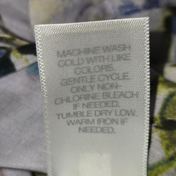 J. Jill Long Sleeve Floral Button Down Silk Blend Top. Size Medium. - Picture 6 of 7